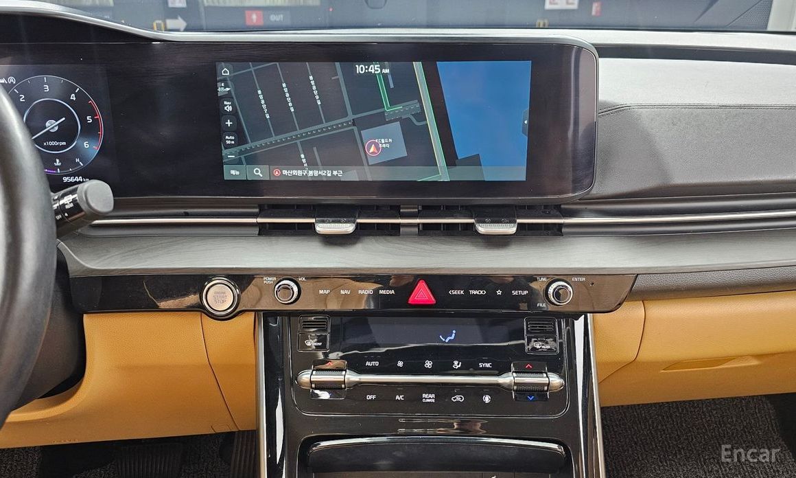 2022 Kia Carnival IV 9-Seater Signature с пробегом 95 644 км