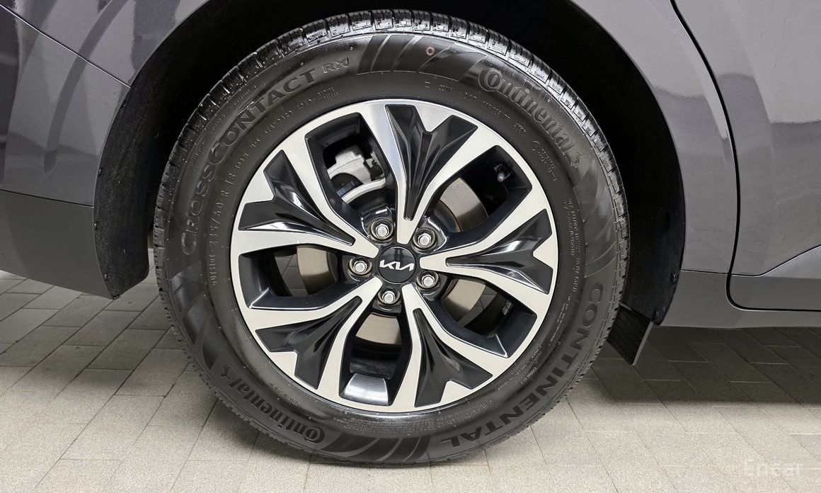 2023 Kia Carnival IV 9-Seater Signature с пробегом 63 694 км