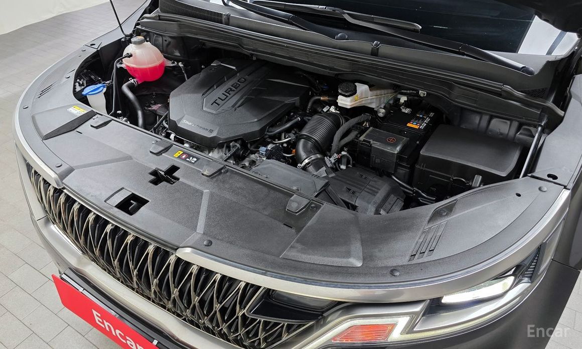 2023 Kia Carnival IV 9-Seater Signature с пробегом 63 694 км