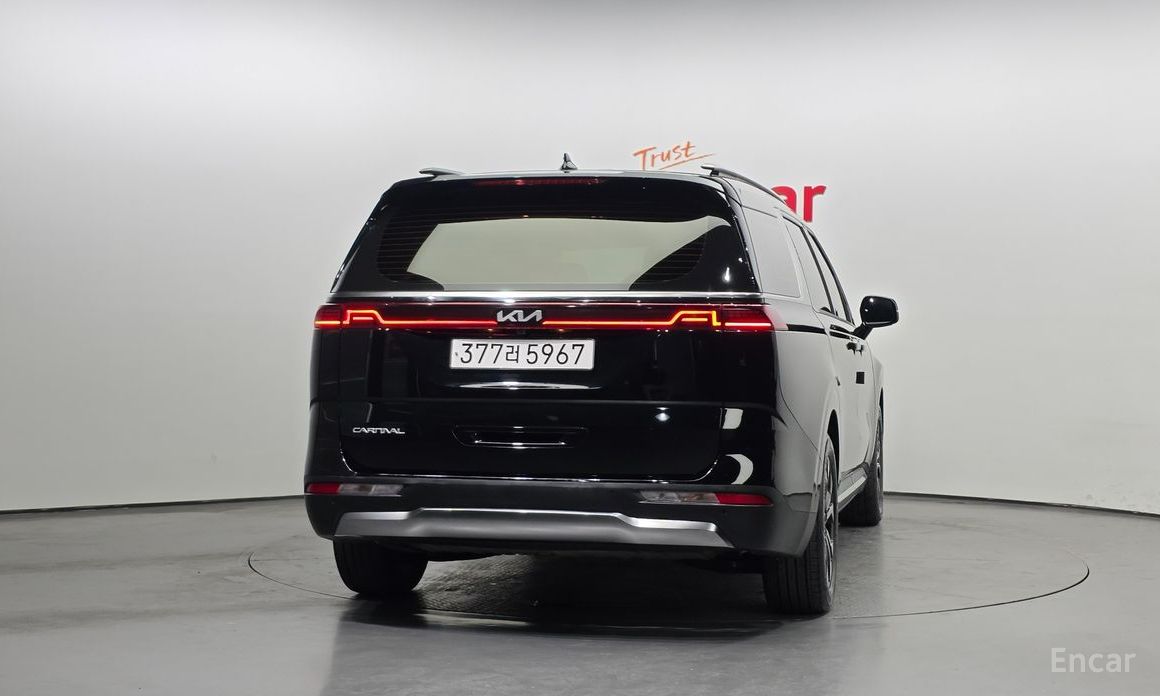 2023 Kia Carnival IV 9-Seater Noblesse с пробегом 85 403 км
