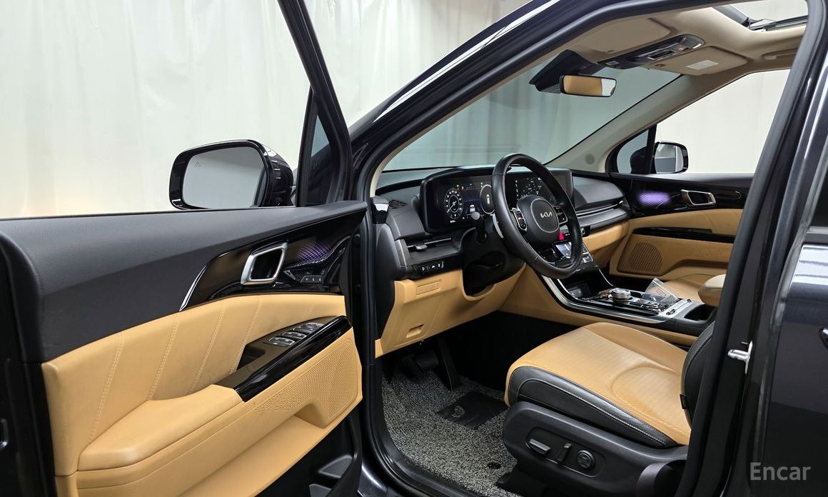 2023 Kia Carnival IV 9-Seater Signature с пробегом 63 694 км