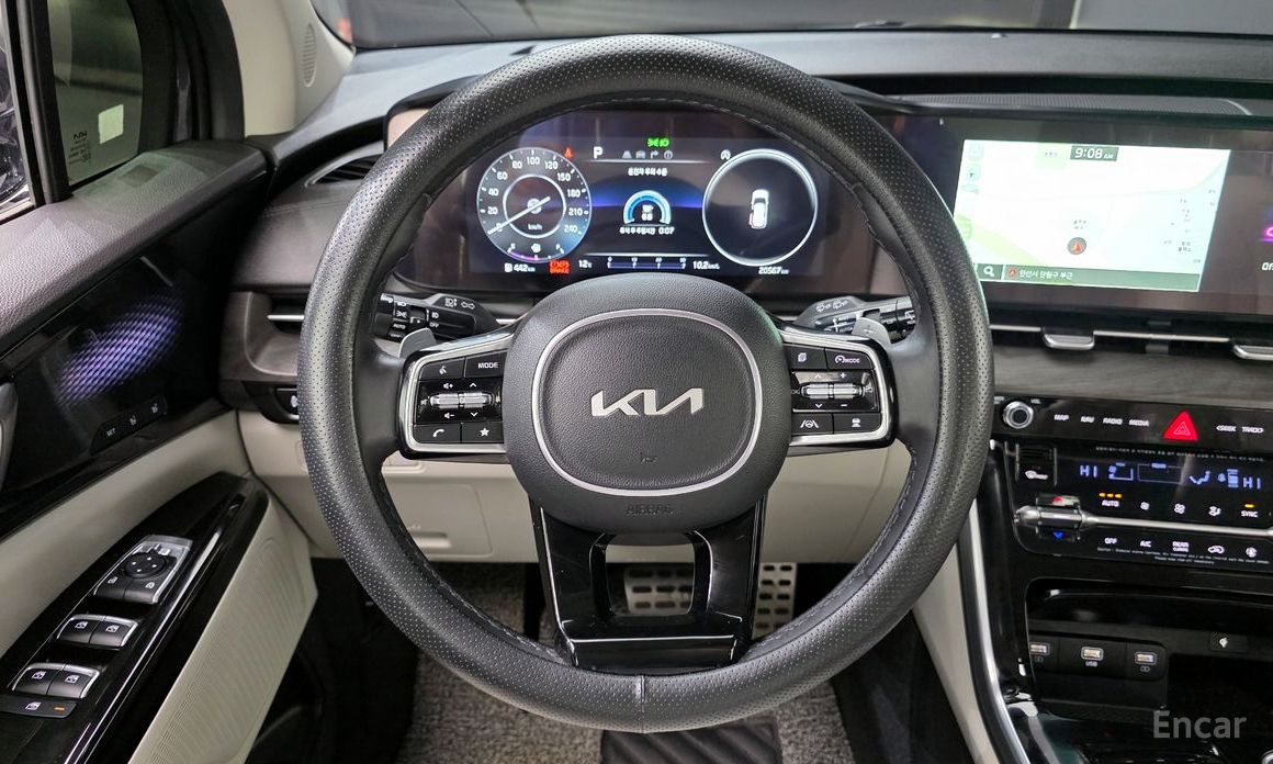 2023 Kia Carnival IV 9-Seater Signature с пробегом 20 567 км