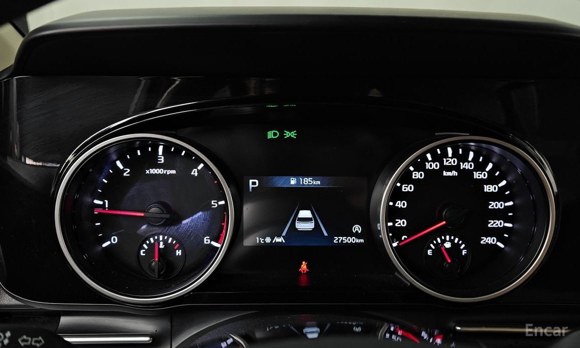 2023 Kia Carnival IV 9-Seater Noblesse с пробегом 27 500 км