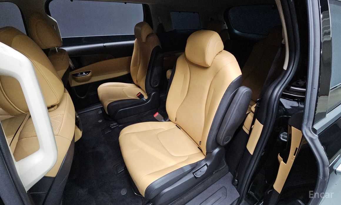2021 Kia Carnival IV 9-Seater Noblesse с пробегом 89 042 км