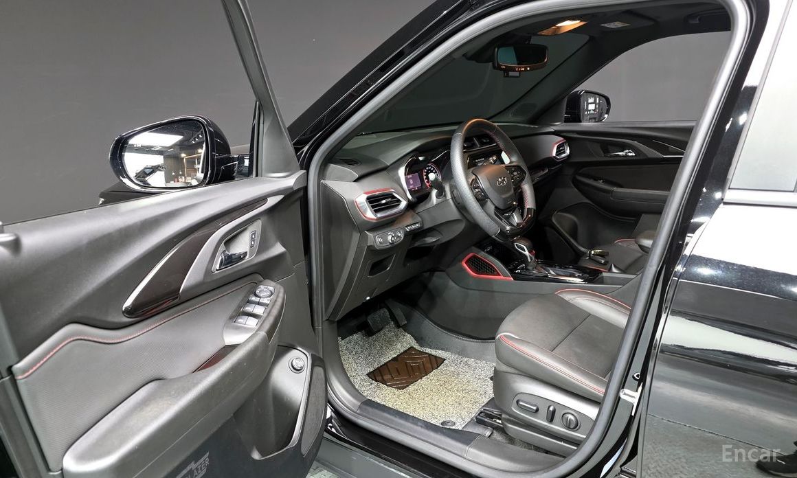 2023 Chevrolet TrailBlazer III 1.3 Turbo 4WD RS с пробегом 26 357 км