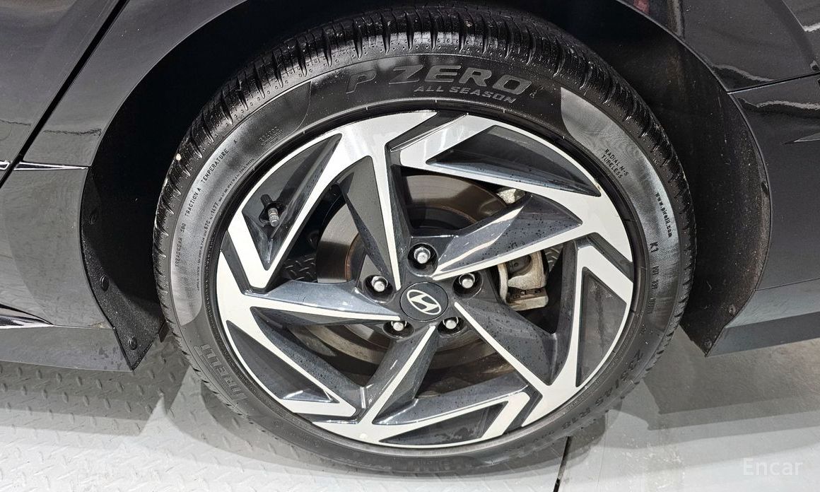 2024 Hyundai Sonata VIII (DN8) Рестайлинг 1.6 Turbo Inspiration с пробегом 21 176 км