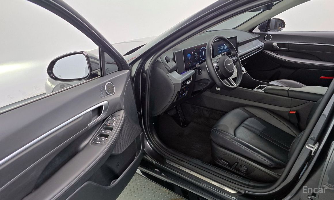 2024 Hyundai Sonata VIII (DN8) Рестайлинг 1.6 Turbo Exclusive с пробегом 32 099 км