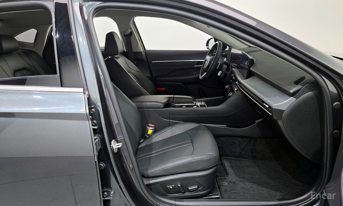 2024 Hyundai Sonata VIII (DN8) Рестайлинг 1.6 Turbo Exclusive с пробегом 32 099 км