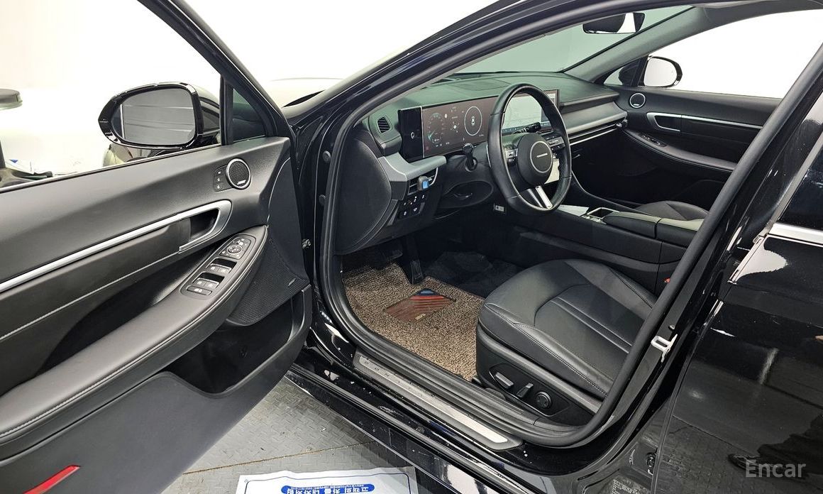 2024 Hyundai Sonata VIII (DN8) Рестайлинг 1.6 Turbo Inspiration с пробегом 21 176 км