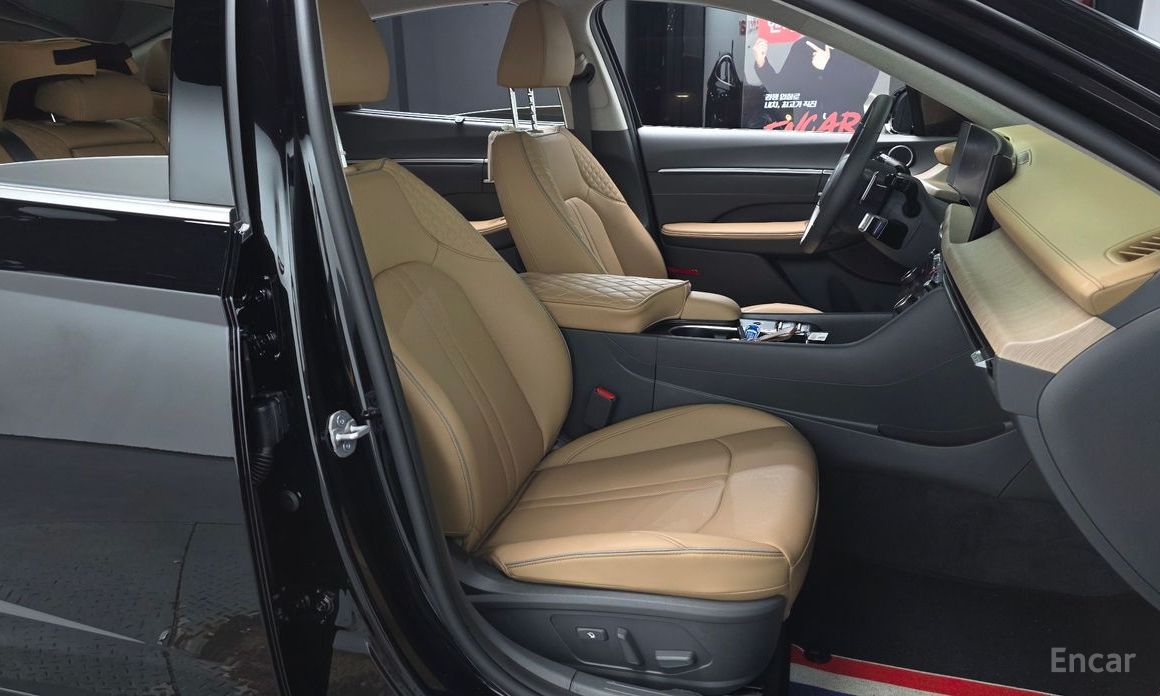 2025 Hyundai Sonata VIII (DN8) Рестайлинг 1.6 Turbo Inspiration с пробегом 7 788 км