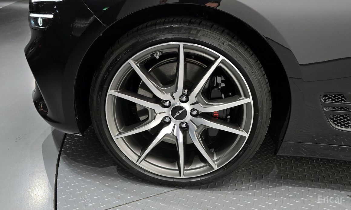 2023 Genesis G70 I Рестайлинг Gasoline 2.5T 2WD с пробегом 30 382 км