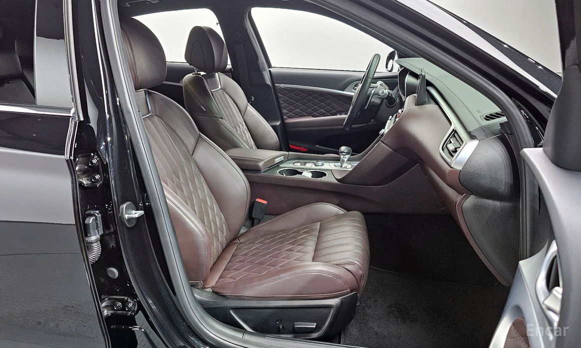 2023 Genesis G70 I Рестайлинг Gasoline 2.5T 2WD с пробегом 30 382 км
