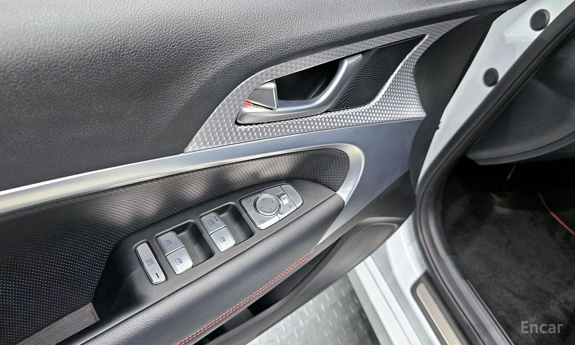 2022 Genesis G70 I Рестайлинг Gasoline 2.0T 2WD с пробегом 89 162 км