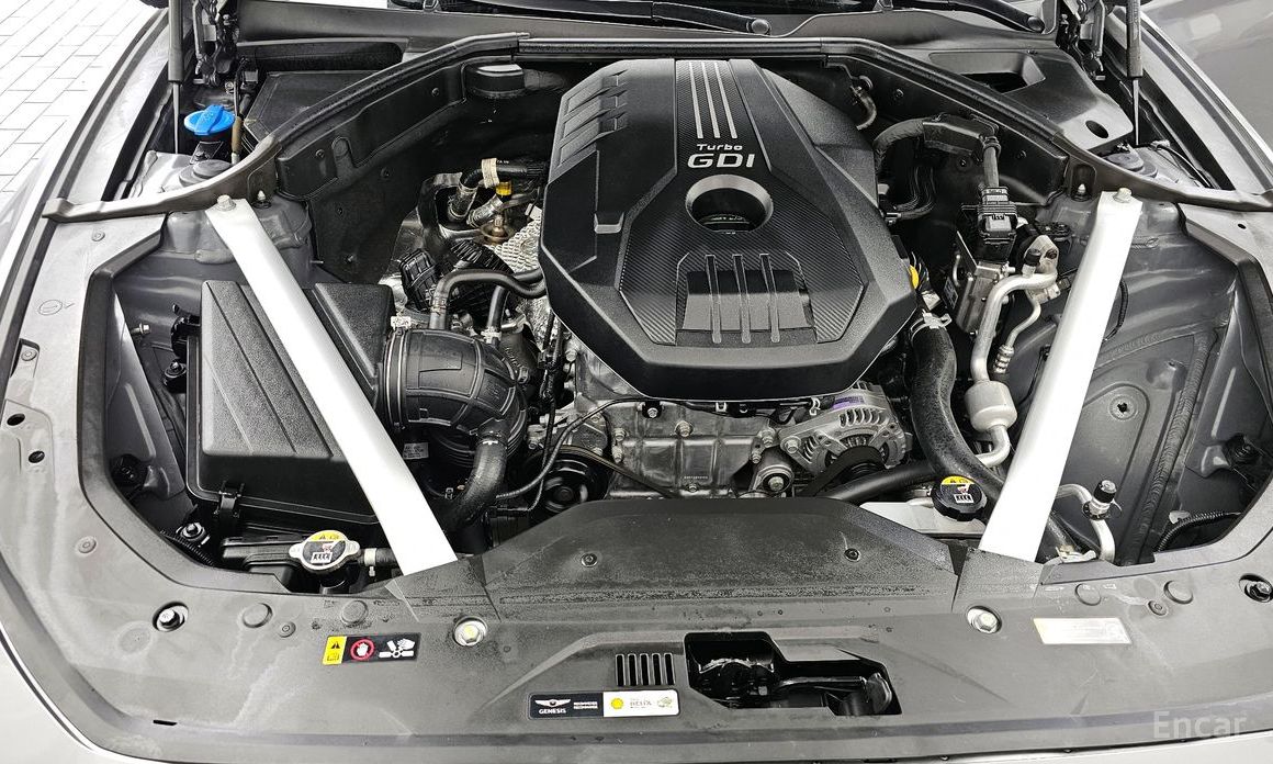 2022 Genesis G70 I Рестайлинг Gasoline 2.0T 4WD с пробегом 17 582 км