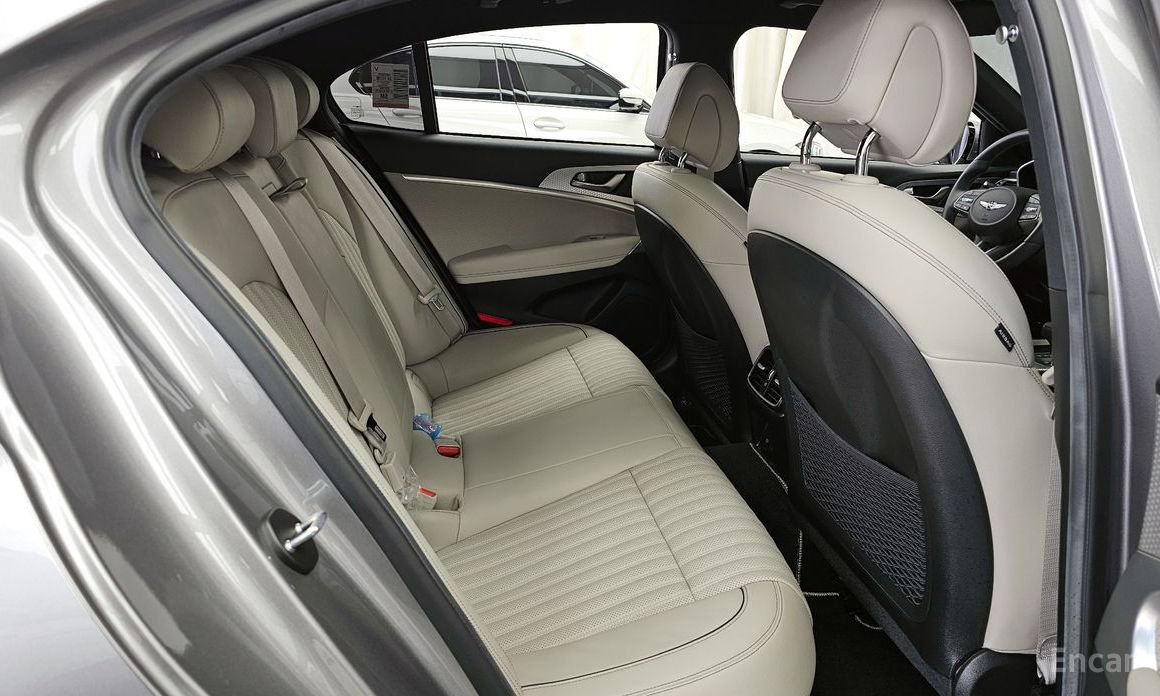 2022 Genesis G70 I Рестайлинг Gasoline 2.0T 4WD с пробегом 17 582 км