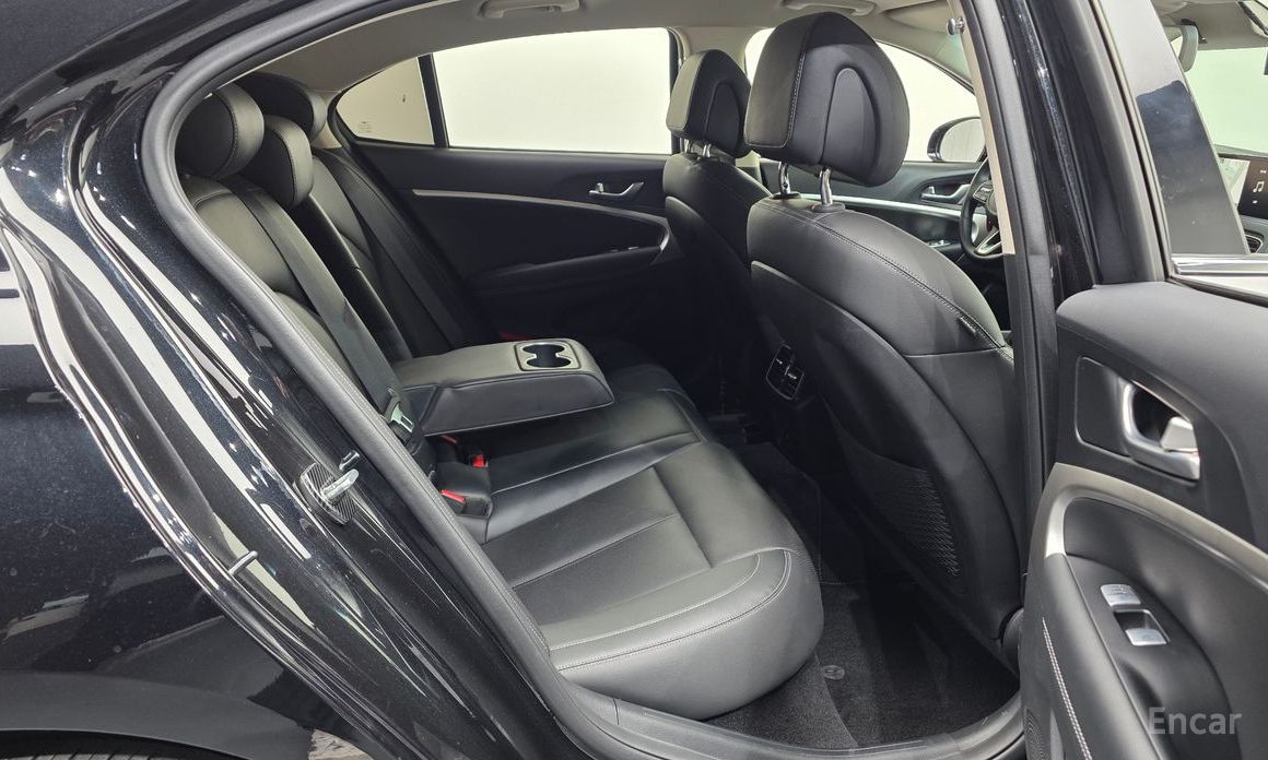 2022 Genesis G70 I Рестайлинг Gasoline 2.0T 2WD с пробегом 51 603 км