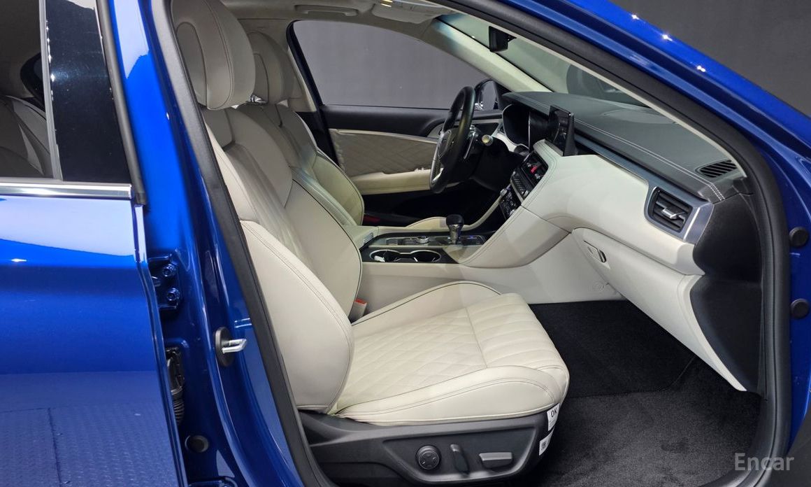2023 Genesis G70 I Рестайлинг Gasoline 2.5T 4WD с пробегом 11 907 км