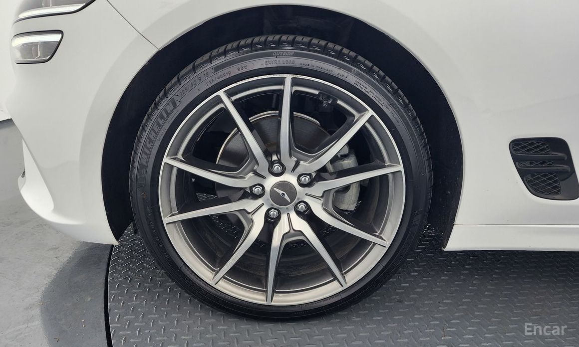 2022 Genesis G70 I Рестайлинг Gasoline 2.0T 4WD с пробегом 11 698 км