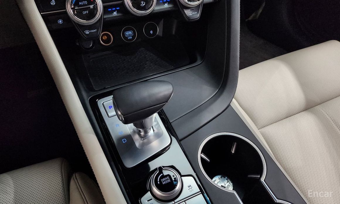2022 Genesis G70 I Рестайлинг Gasoline 2.0T 4WD с пробегом 11 698 км