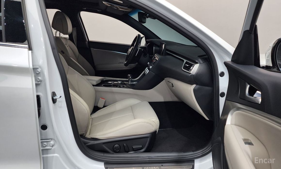 2022 Genesis G70 I Рестайлинг Gasoline 2.0T 4WD с пробегом 11 698 км