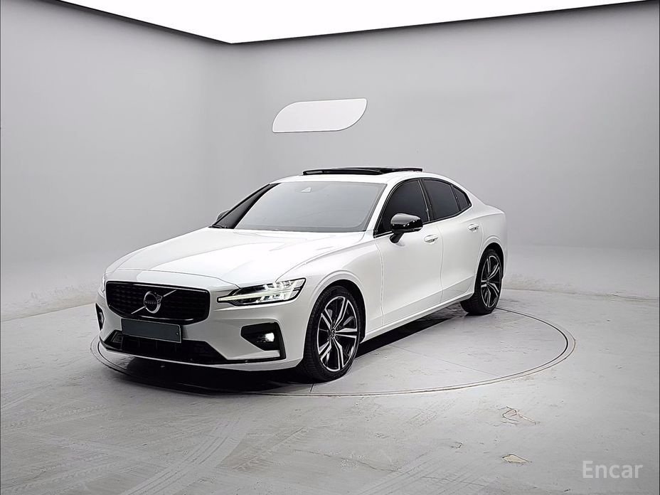 2022 Volvo S60 III B5 R-Design с пробегом 55 754 км