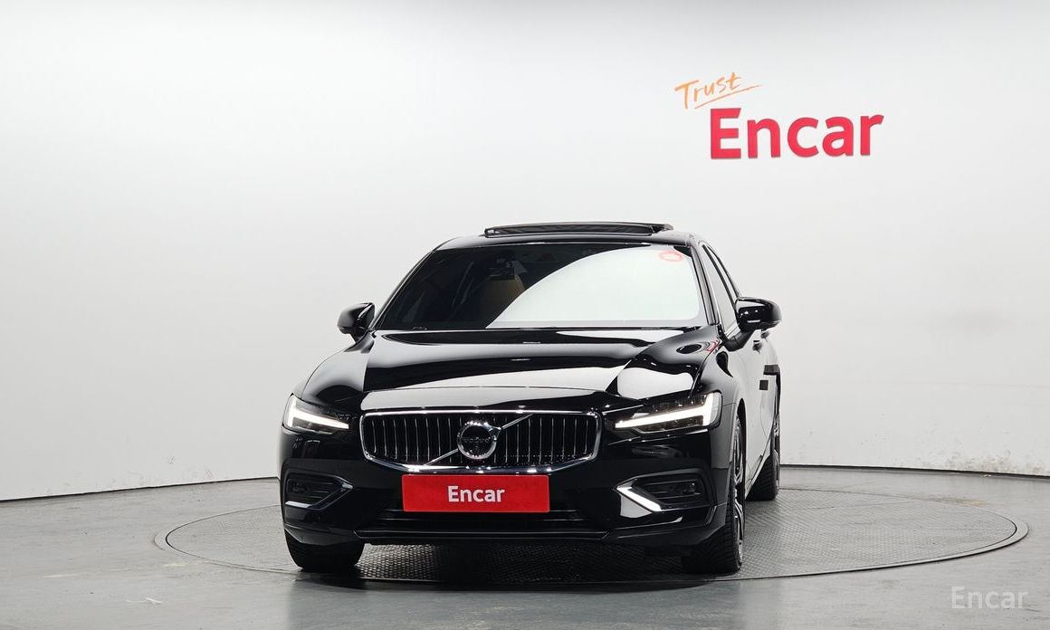 2021 Volvo S60 III B5 Inscription с пробегом 51 202 км