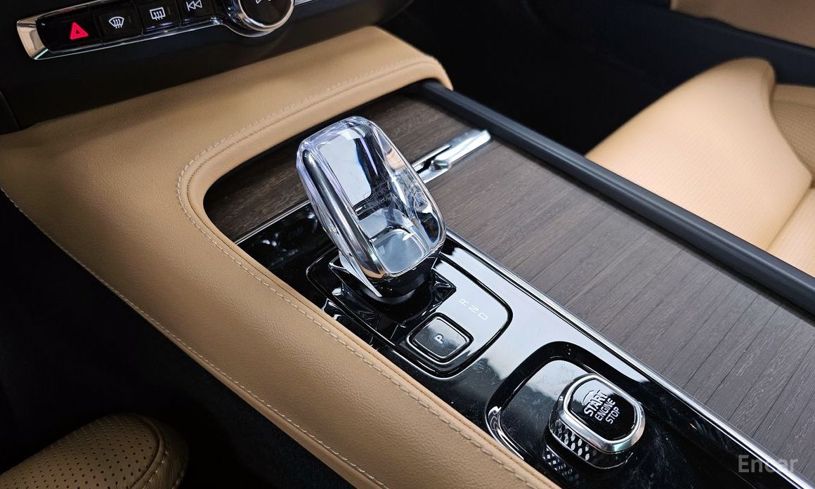 2023 Volvo S90 II Рестайлинг B5 Ultimate Bright с пробегом 28 780 км