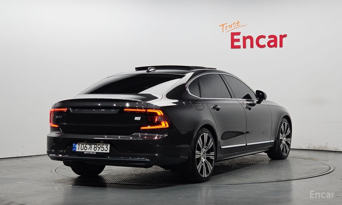2022 Volvo S90 II Рестайлинг T8 AWD Inscription с пробегом 39 242 км
