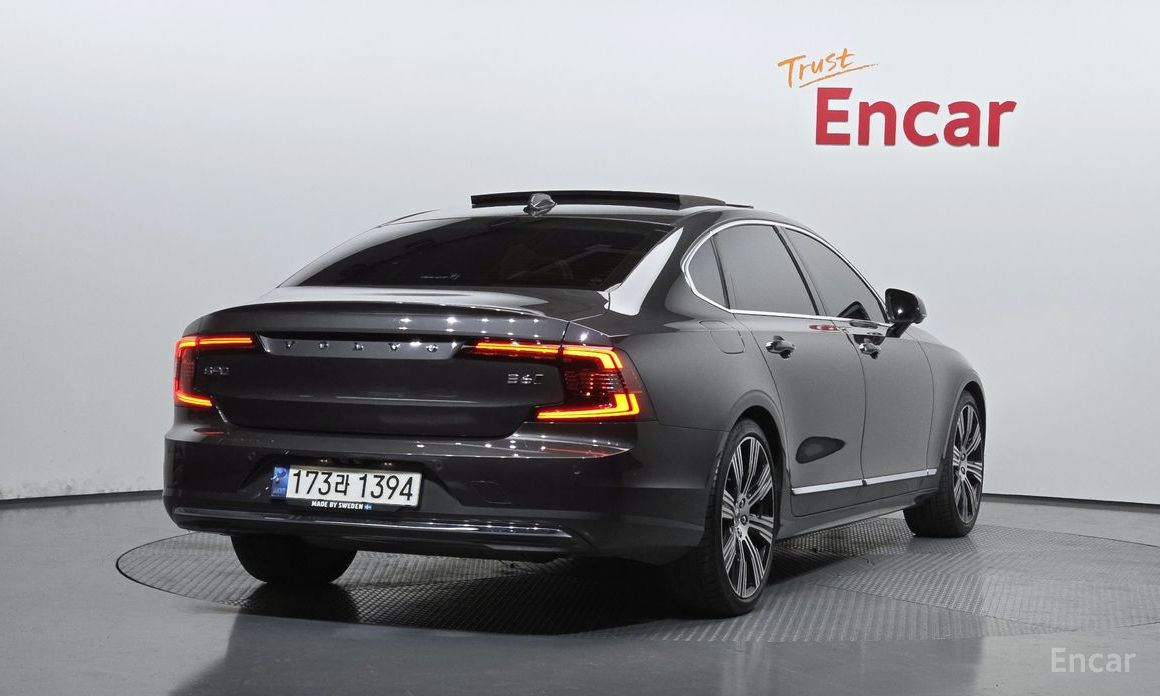 2022 Volvo S90 II Рестайлинг B6 AWD Inscription с пробегом 54 694 км