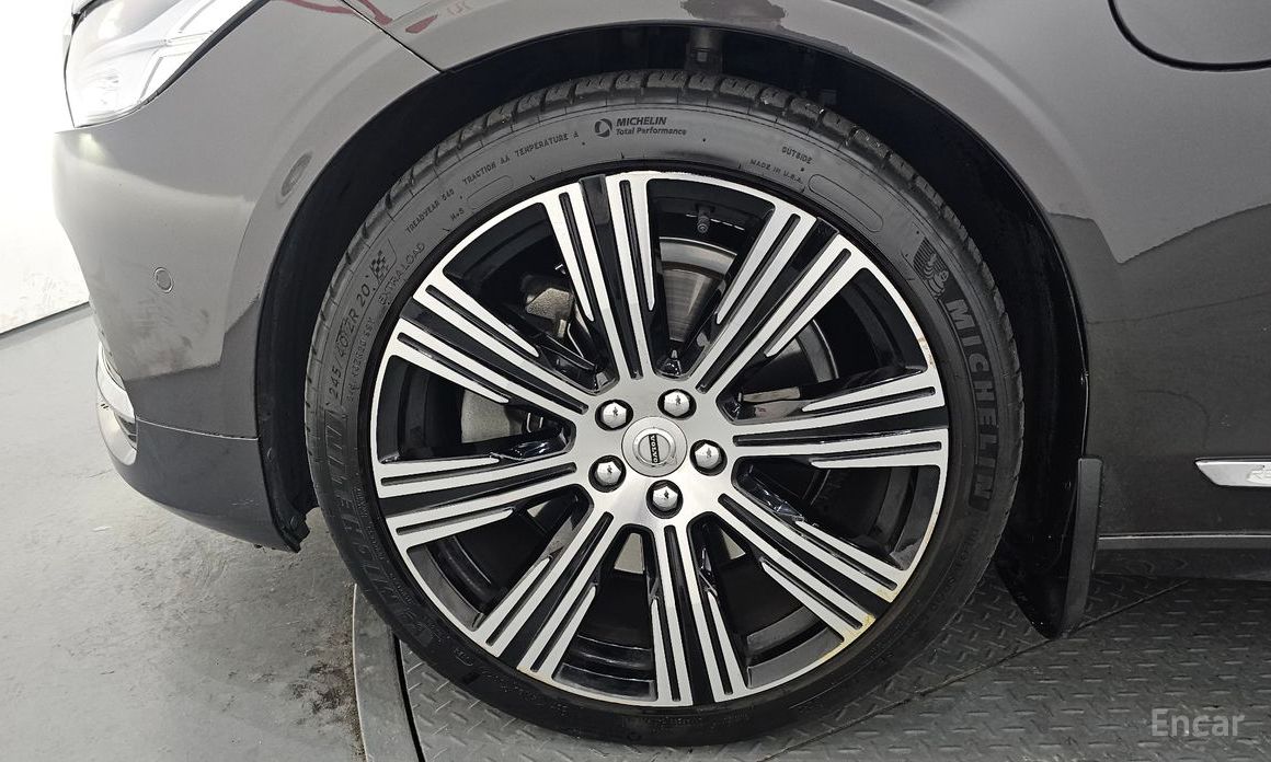 2022 Volvo S90 II Рестайлинг T8 AWD Inscription с пробегом 39 242 км