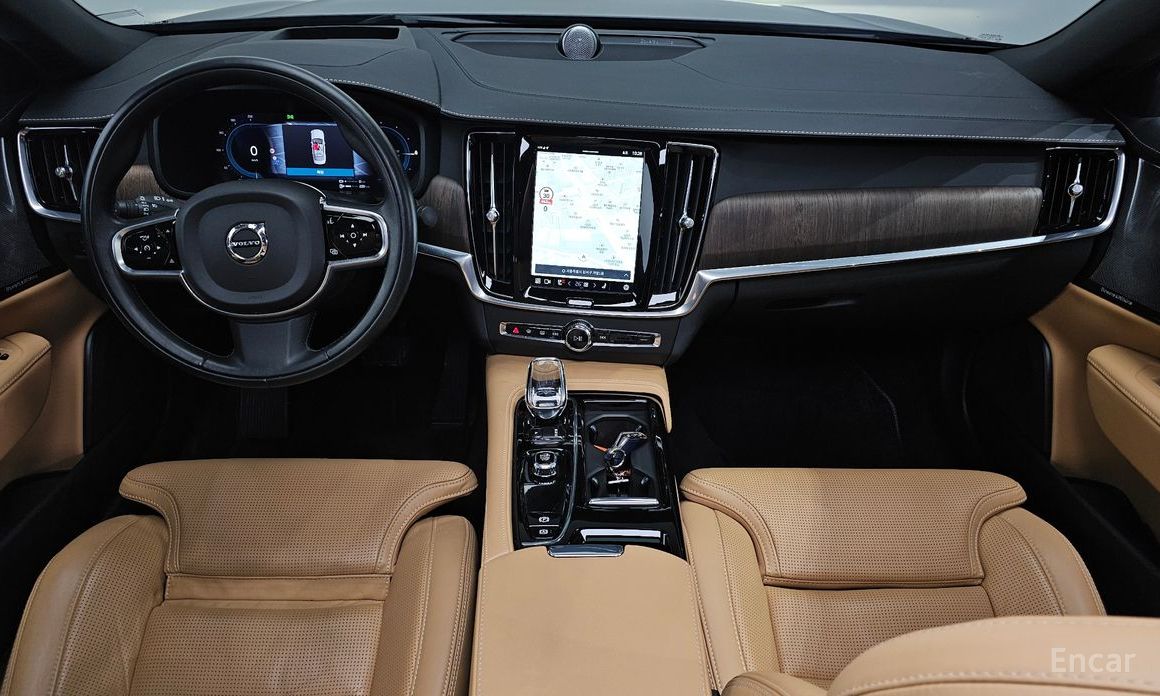 2022 Volvo S90 II Рестайлинг T8 AWD Inscription с пробегом 39 242 км