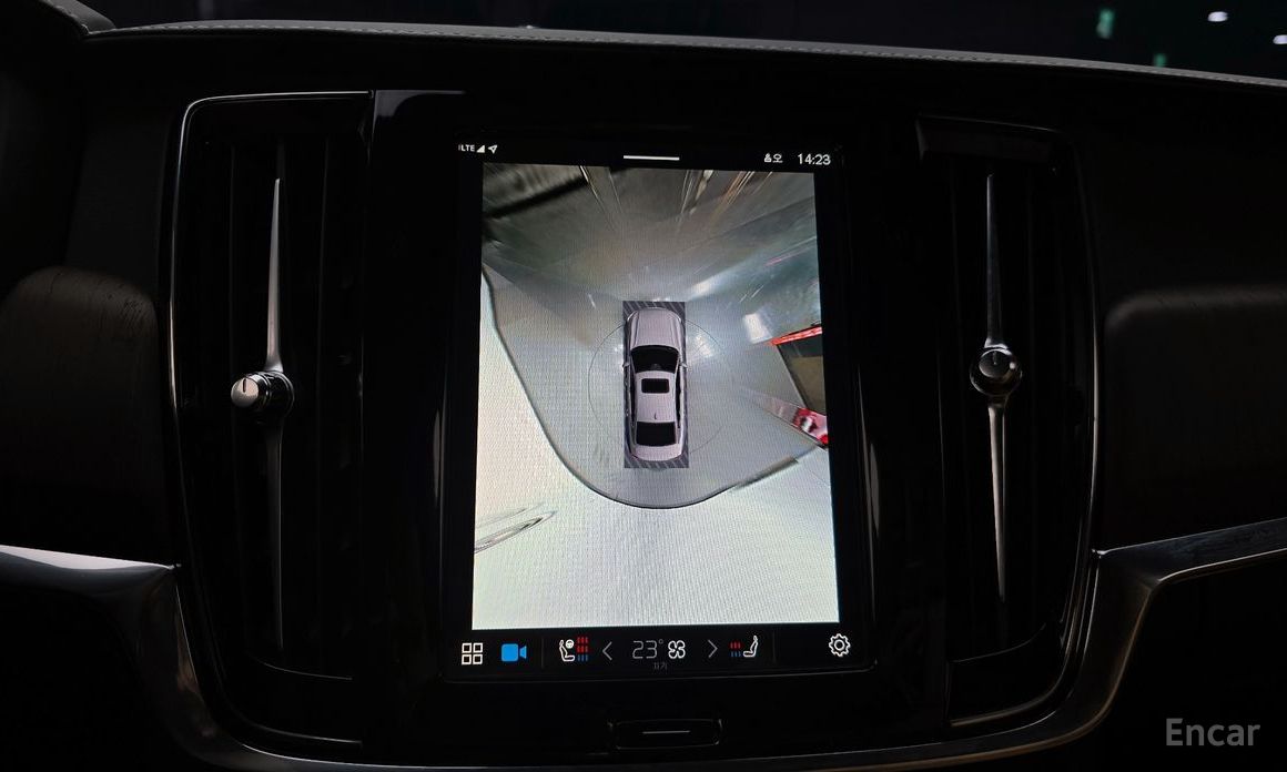 2022 Volvo S90 II Рестайлинг B6 AWD Inscription с пробегом 54 694 км
