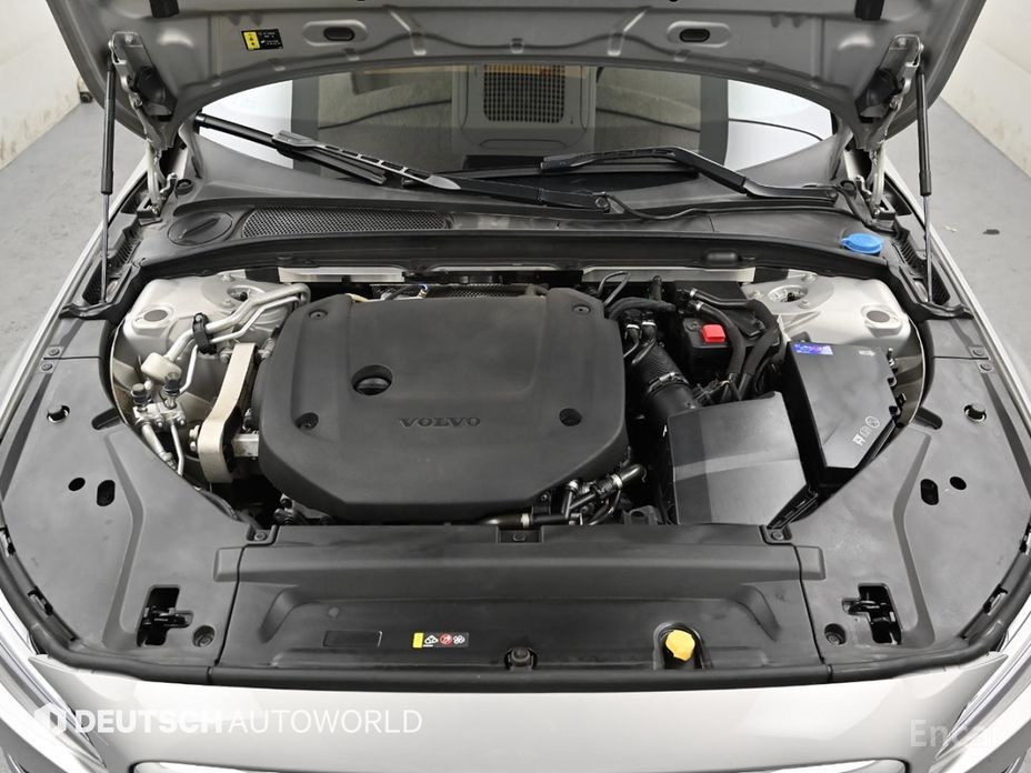 2023 Volvo S90 II Рестайлинг B6 AWD Ultimate Bright с пробегом 63 975 км