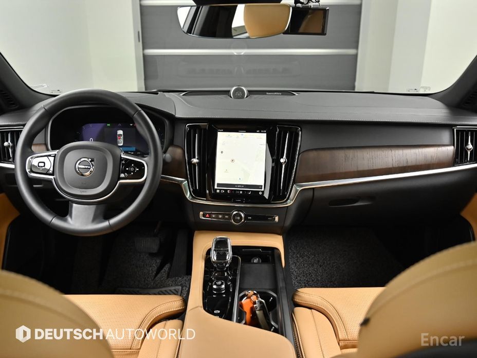 2023 Volvo S90 II Рестайлинг B6 AWD Ultimate Bright с пробегом 63 975 км