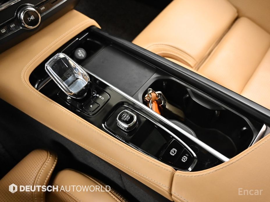 2023 Volvo S90 II Рестайлинг B6 AWD Ultimate Bright с пробегом 63 975 км