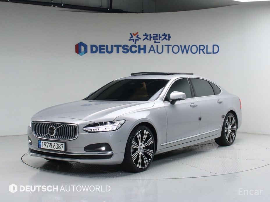 2023 Volvo S90 II Рестайлинг B6 AWD Ultimate Bright с пробегом 63 975 км