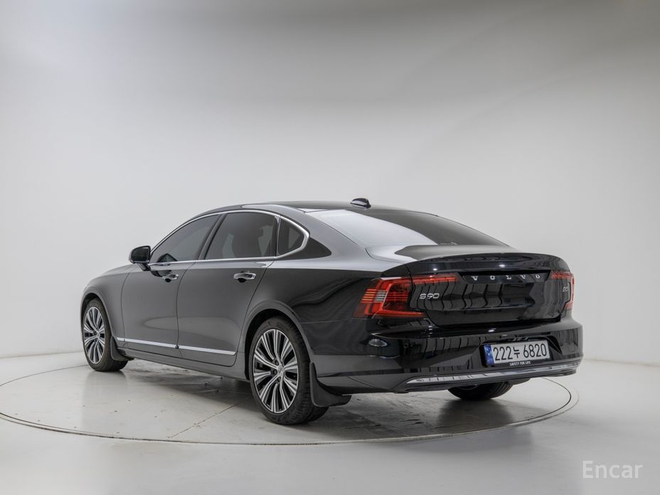 2023 Volvo S90 II Рестайлинг B5 Ultimate Bright с пробегом 60 831 км