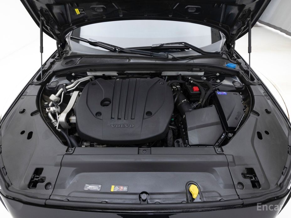 2023 Volvo S90 II Рестайлинг B5 Ultimate Bright с пробегом 60 831 км