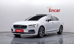 2023 Volvo S90 II Рестайлинг B6 AWD Ultimate Bright с пробегом 35 033 км