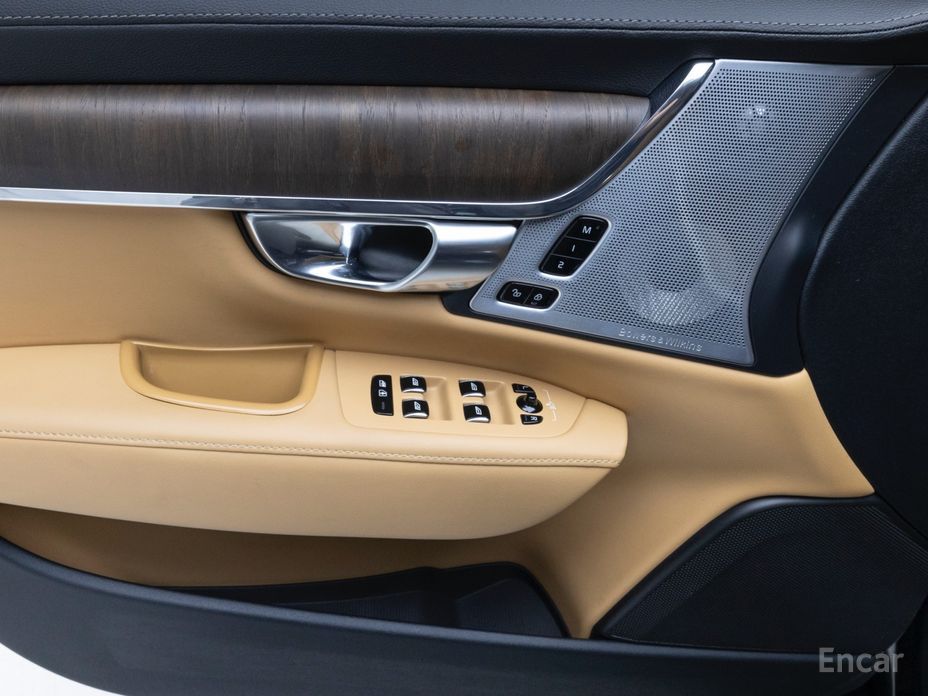 2023 Volvo S90 II Рестайлинг B5 Ultimate Bright с пробегом 60 831 км