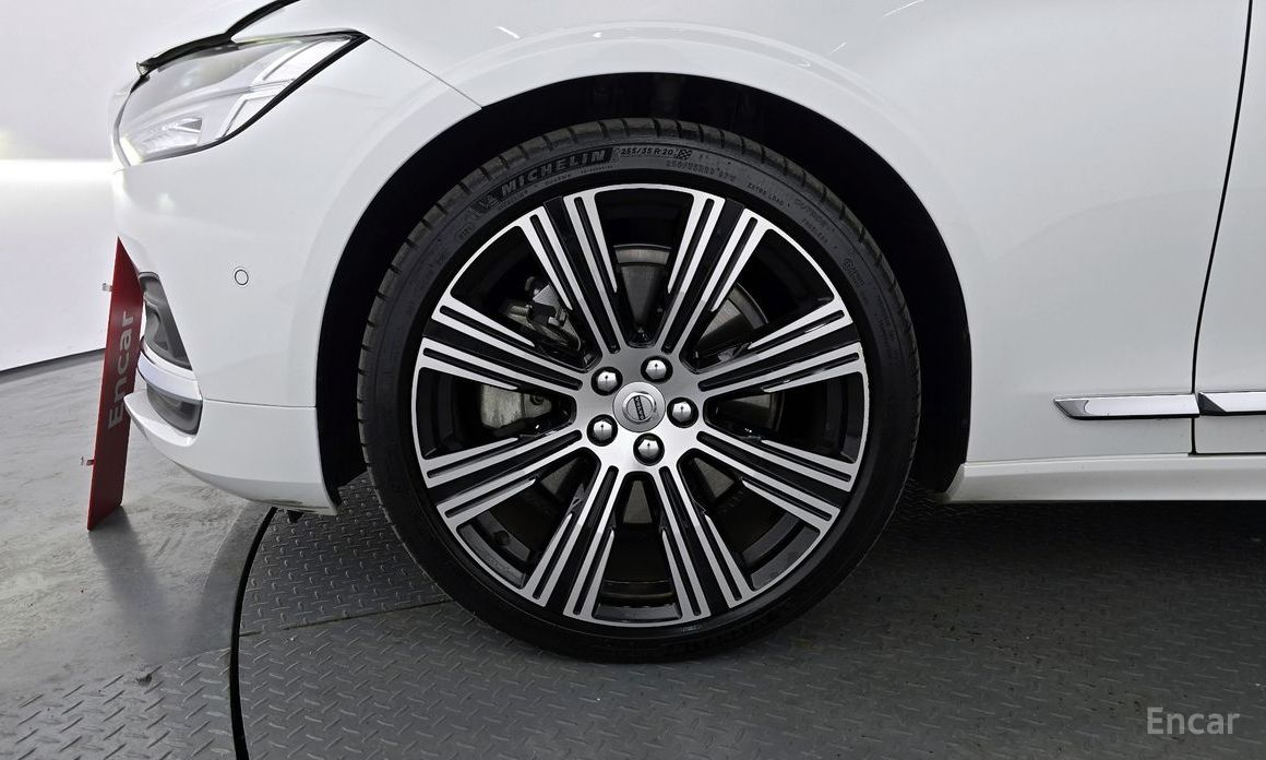 2022 Volvo S90 II Рестайлинг B6 AWD Ultimate Bright с пробегом 43 649 км