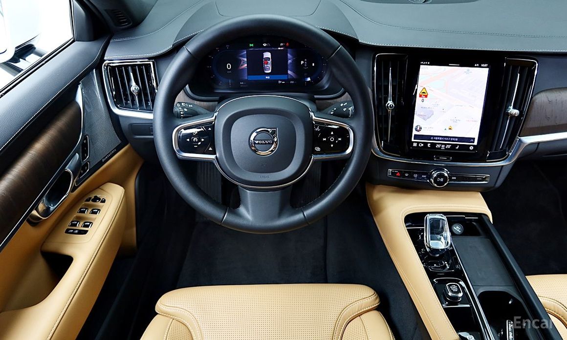 2022 Volvo S90 II Рестайлинг B6 AWD Ultimate Bright с пробегом 64 163 км