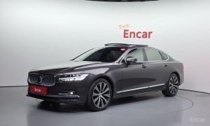 2022 Volvo S90 II Рестайлинг B5 Inscription с пробегом 44 452 км