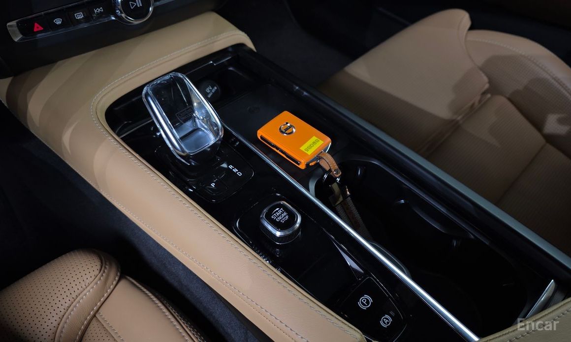 2022 Volvo S90 II Рестайлинг B5 Inscription с пробегом 44 452 км