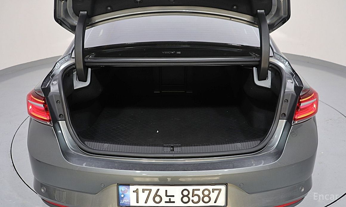 2021 Renault Samsung SM6 I Рестайлинг 1.3 TCe LE с пробегом 94 923 км