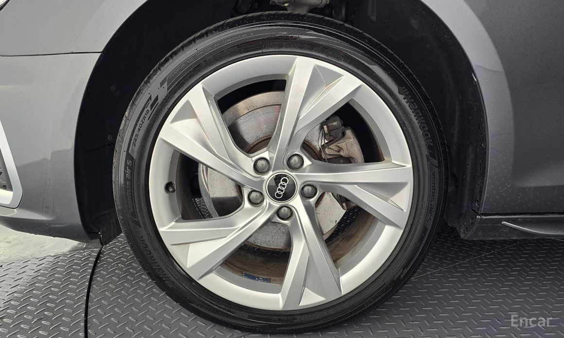 2022 Audi A4 V (B9) Рестайлинг 35 TDI Premium с пробегом 64 549 км