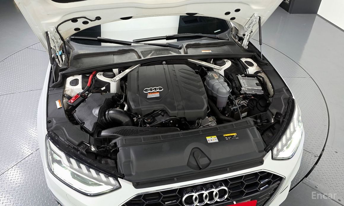 2021 Audi A4 V (B9) Рестайлинг 40 TFSI Premium с пробегом 31 835 км