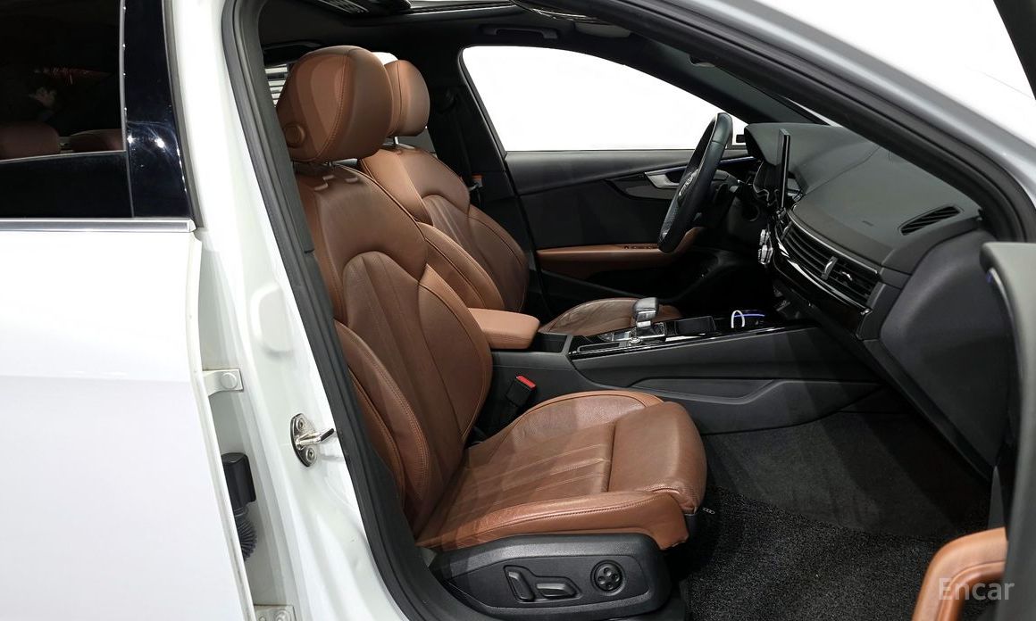2021 Audi A4 V (B9) Рестайлинг 40 TFSI Premium с пробегом 31 835 км