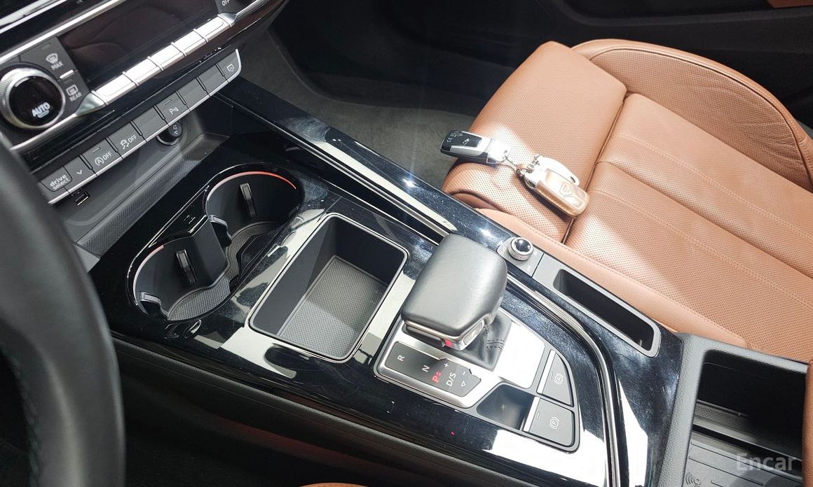 2021 Audi A4 V (B9) Рестайлинг 40 TFSI Premium с пробегом 70 624 км