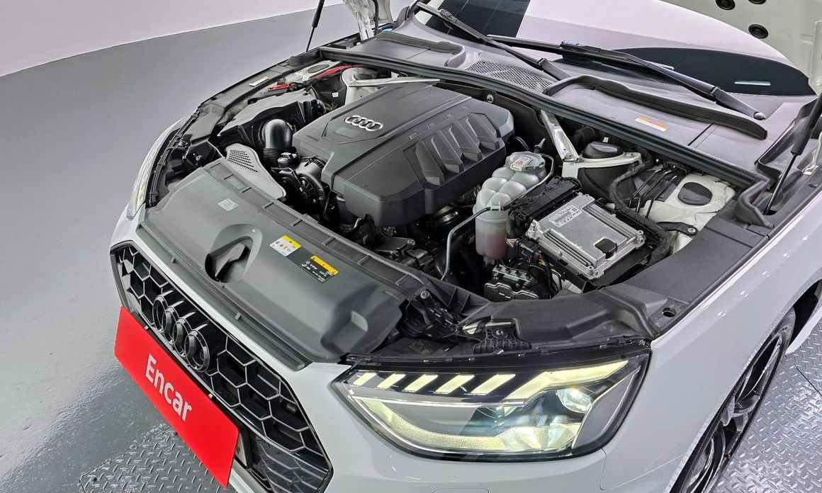 2022 Audi A4 V (B9) Рестайлинг 40 TFSI Premium с пробегом 55 288 км